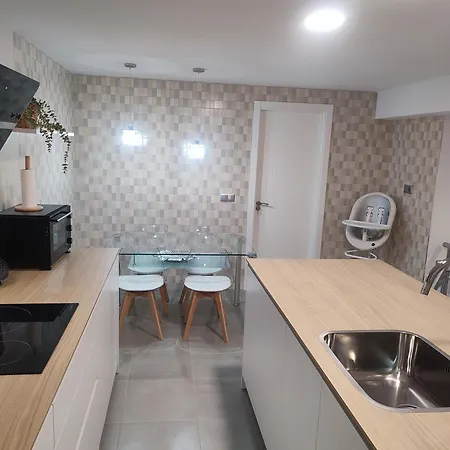 Casa Lara * Guaro